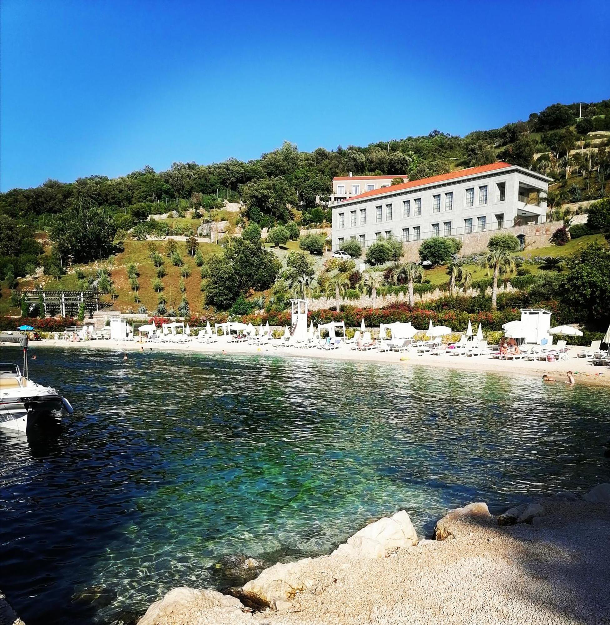 Glamping Peninsula Lustica Rose Villa Tivat Luaran gambar